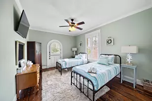 3212 Ave R 1/2, Galveston, TX 77550 - Photo 24