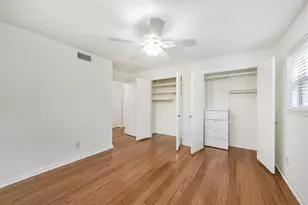 4405 Goldfinch St, Houston, TX 77035 - Photo 28