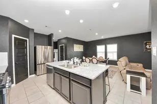 930 Pismo Ln, Rosharon, TX 77583 - Photo 4