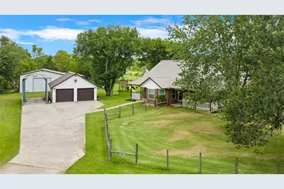 7460 Commander Roland Drive, Hitchcock, TX 77563 - Photo 32