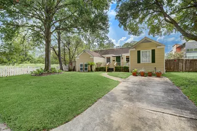 4301 Phil Street, Bellaire, TX 77401 - Photo 2