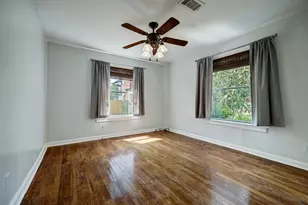 4301 Phil St, Bellaire, TX 77401 - Photo 12