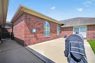6710 Travis St, Manvel, TX 77578 - Photo 40