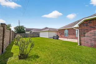 6710 Travis St, Manvel, TX 77578 - Photo 44