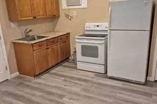 9400 Lomax St, Houston, TX 77093 - Photo 4