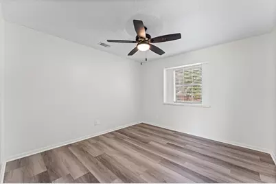 110 Shadow Wood Drive, Sugar Land, TX 77498 - Photo 24