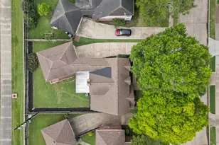 110 Shadow Wood Dr, Sugar Land, TX 77498 - Photo 40