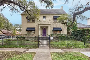 2203 University Blvd, Houston, TX 77030 - Photo 1