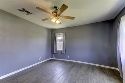 1415 Phoenix Drive, Wichita Falls, TX 76306 - Photo 4