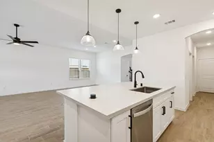 15921 Hayes Market Loop, Conroe, TX 77378 - Photo 4