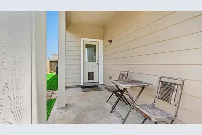 4506 Legends Bay Drive, Baytown, TX 77523 - Photo 34