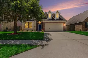 4506 Legends Bay Dr, Baytown, TX 77523 - Photo 1