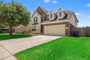 4506 Legends Bay Dr, Baytown, TX 77523 - Photo 4