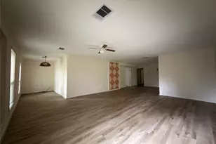 15212 Cedar Cir, Conroe, TX 77302 - Photo 2