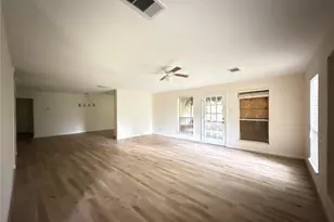 15212 Cedar Cir, Conroe, TX 77302 - Photo 4