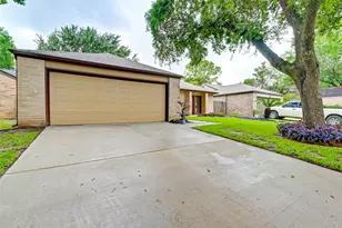 1375 Beaujolais Ln, Houston, TX 77077 - Photo 2