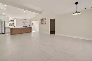 13243 Avonshire Dr, Houston, TX 77083 - Photo 8