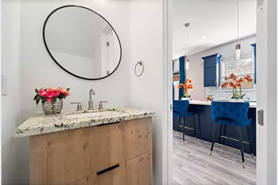 207 E 38th Street #A, Houston, TX 77018 - Photo 8