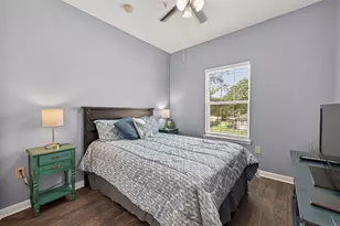 929 Rockmead, Kingwood, TX 77339 - Photo 4