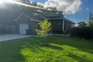3134 Babin Dr, Texas City, TX 77590 - Photo 2