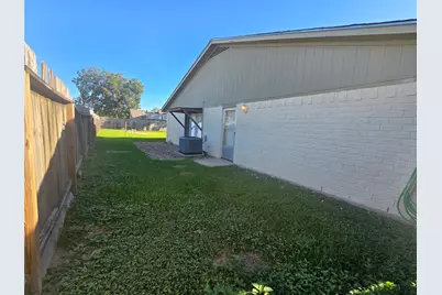 401 Strey Court, Deer Park, TX 77536 - Photo 24