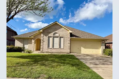 1214 28th Avenue N, Texas City, TX 77590 - Photo 1