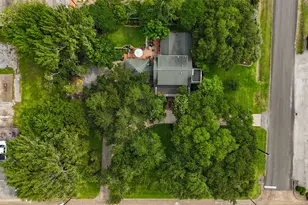 916 E James St, Baytown, TX 77520 - Photo 42