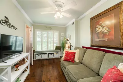 916 E James Street, Baytown, TX 77520 - Photo 20