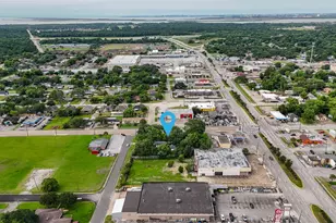 916 E James St, Baytown, TX 77520 - Photo 40