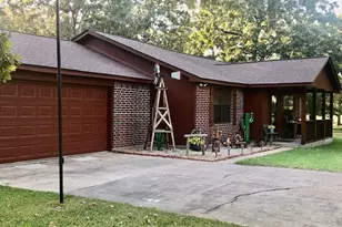 36 Kalyn Rd, Huntsville, TX 77340 - Photo 2