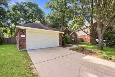 31710 Midlake Park, Conroe, TX 77385 - Photo 2