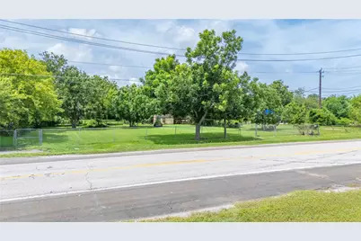 3634 N Highway 146, Baytown, TX 77520 - Photo 2