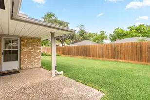10818 Olympia Dr, Houston, TX 77042 - Photo 38