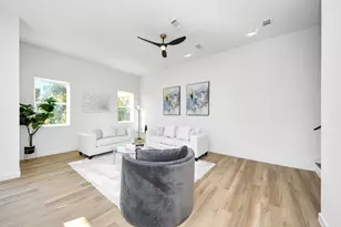 1216 E 34th St, Houston, TX 77022 - Photo 8