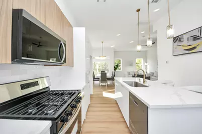 1216 E 34th Street #C, Houston, TX 77022 - Photo 20