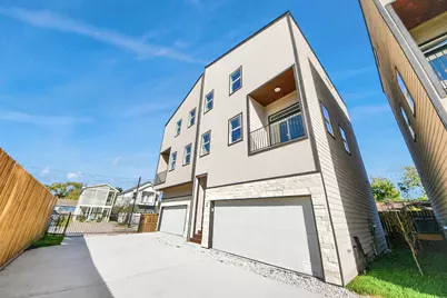 1216 E 34th Street #C, Houston, TX 77022 - Photo 2