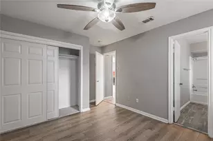 2402 Sycamore Ave, Huntsville, TX 77340 - Photo 18