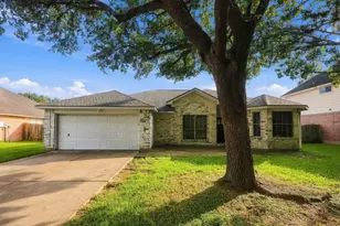 1242 Hunter Wood Dr, League City, TX 77573 - Photo 1