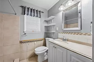 11011 Carlton Dr, Houston, TX 77047 - Photo 16