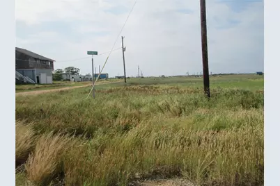 296 Nautilus Street, Sargent, TX 77414 - Photo 2