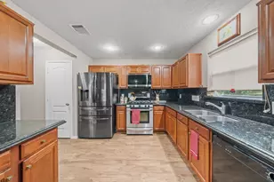 18703 Remington Park Dr, Houston, TX 77073 - Photo 6