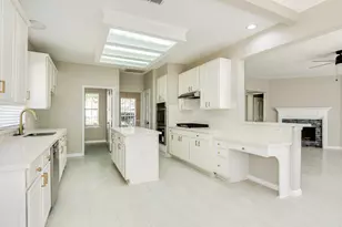 3206 Braesview Dr, Pearland, TX 77584 - Photo 12