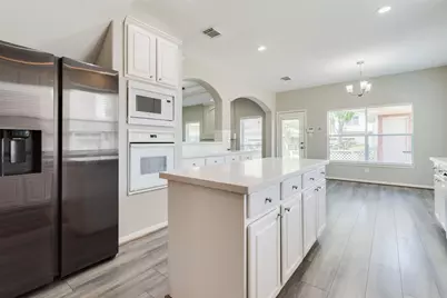 14914 Bennetts Mill Lane, Sugar Land, TX 77498 - Photo 18