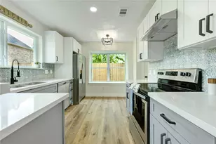 13711 Charidges Ct, Houston, TX 77034 - Photo 18