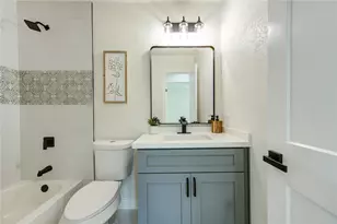 13711 Charidges Ct, Houston, TX 77034 - Photo 32
