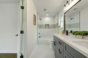 13711 Charidges Ct, Houston, TX 77034 - Photo 26