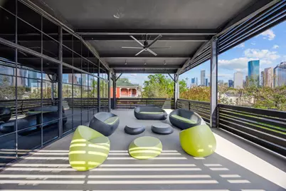 908 White Street, Houston, TX 77007 - Photo 1