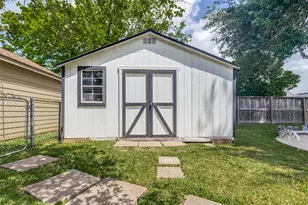 1613 Tulsa St, Deer Park, TX 77536 - Photo 22