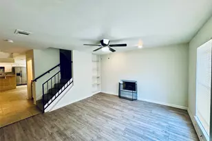 5810 Twisted Pine Ct, Houston, TX 77039 - Photo 2