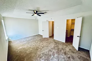 5810 Twisted Pine Ct, Houston, TX 77039 - Photo 16
